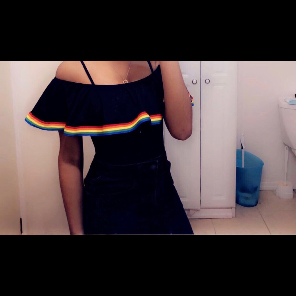 Rainbow Off The Should Body Suit!